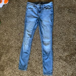 Hollister high rise super skinny jean 5R